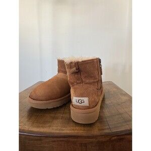 UGG Classic Mini Boots Chestnut Brown Suede Women’s Size 7
